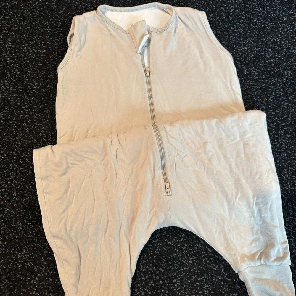 Kyte BABY Cream Zip-Up Jumpsuit